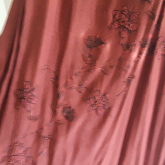 Red dress with Lil eyelets - Picture 4 of 4